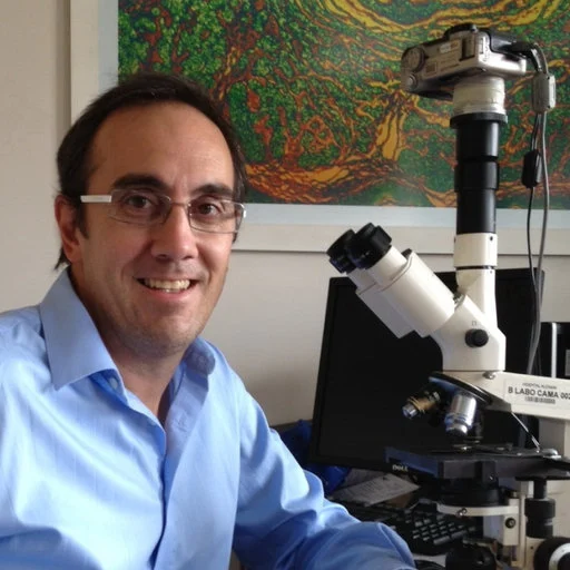 Dr. Gabriel Casas